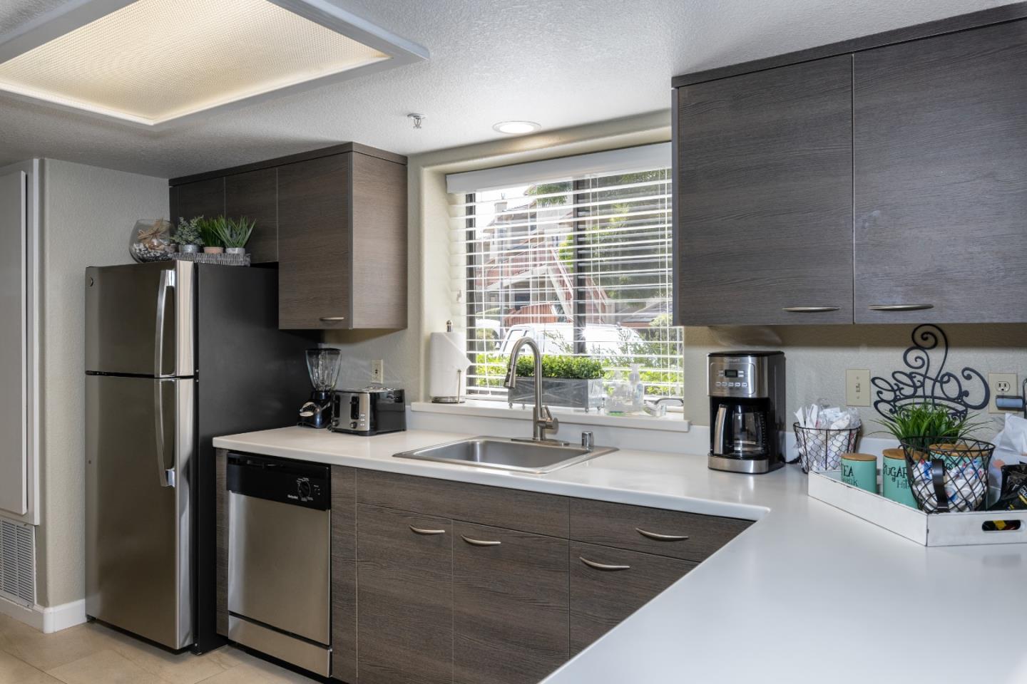 Detail Gallery Image 6 of 56 For 22 Seascape Resort Dr, Aptos,  CA 95003 - 2 Beds | 2 Baths