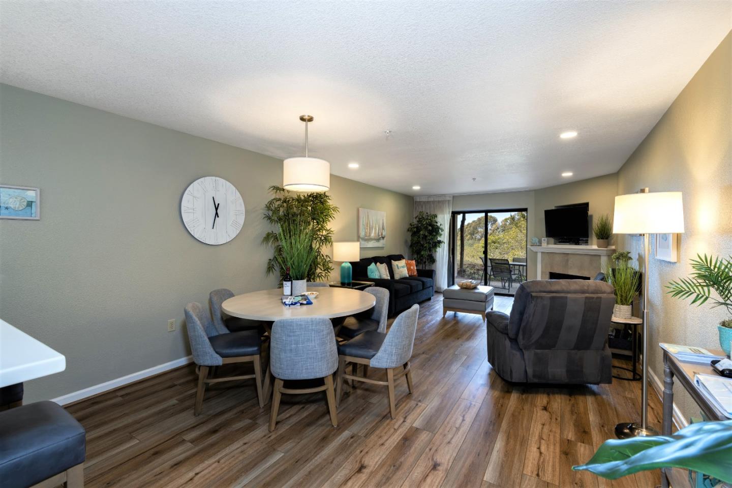 Detail Gallery Image 9 of 56 For 22 Seascape Resort Dr, Aptos,  CA 95003 - 2 Beds | 2 Baths