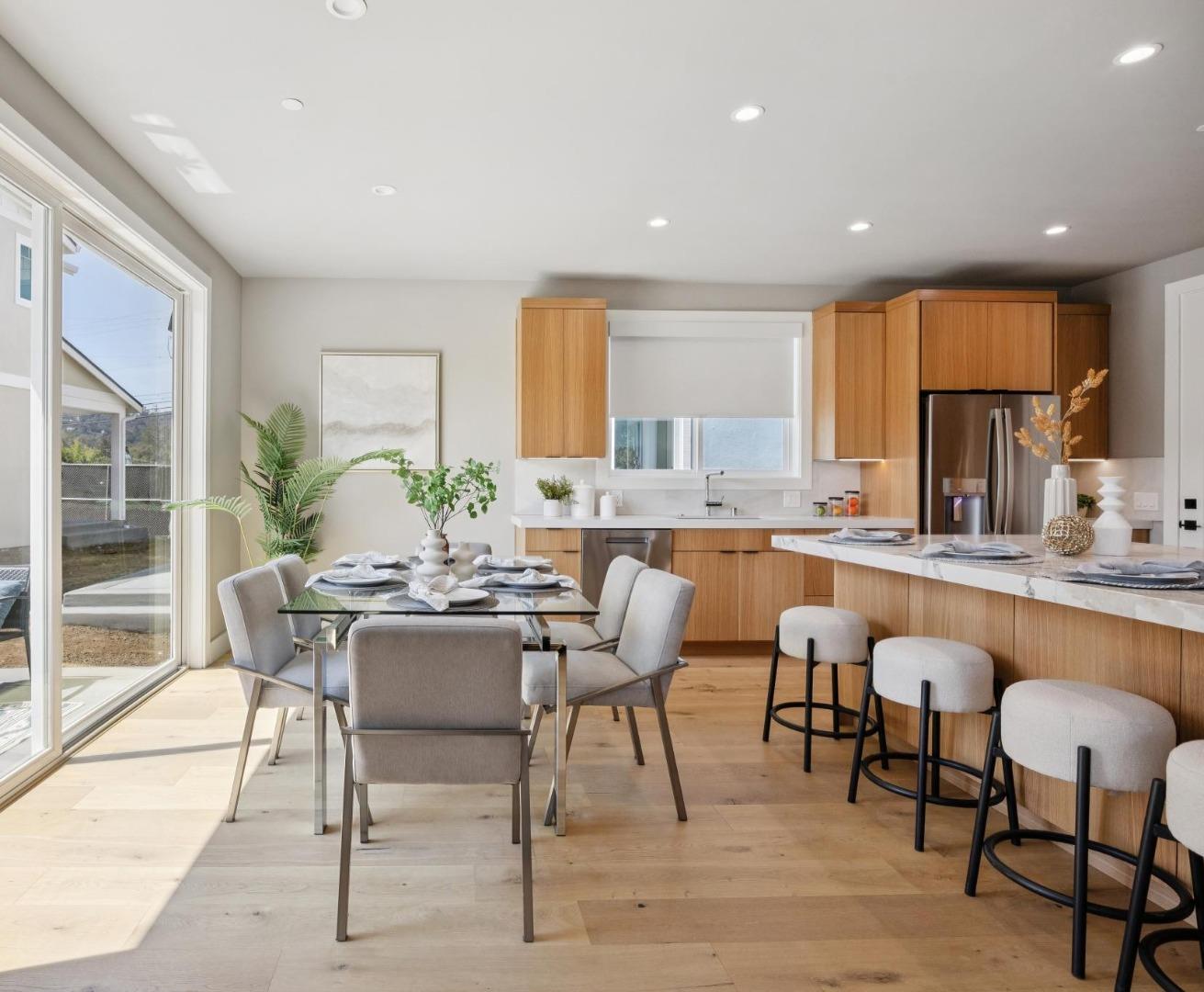 Detail Gallery Image 10 of 42 For 1500 Paradise Ct, San Jose,  CA 95124 - 4 Beds | 2/1 Baths