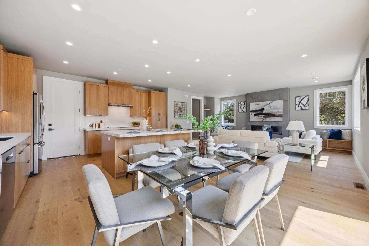 Detail Gallery Image 11 of 42 For 1500 Paradise Ct, San Jose,  CA 95124 - 4 Beds | 2/1 Baths