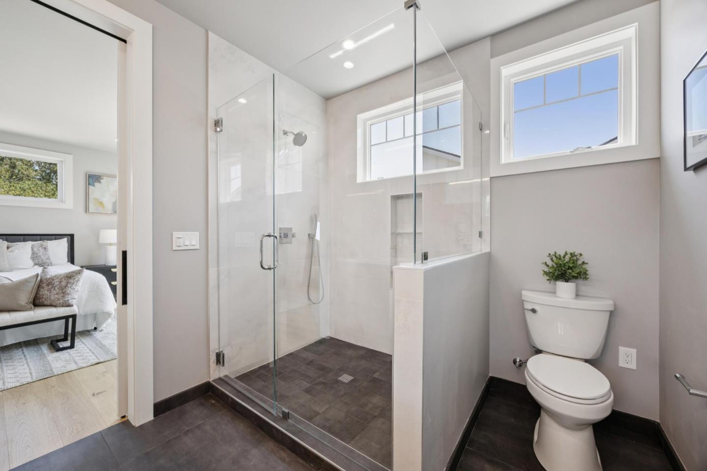 Detail Gallery Image 27 of 42 For 1500 Paradise Ct, San Jose,  CA 95124 - 4 Beds | 2/1 Baths