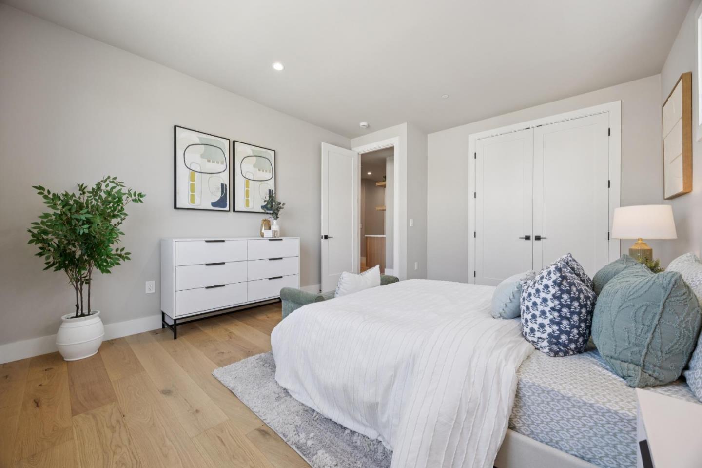 Detail Gallery Image 31 of 42 For 1500 Paradise Ct, San Jose,  CA 95124 - 4 Beds | 2/1 Baths