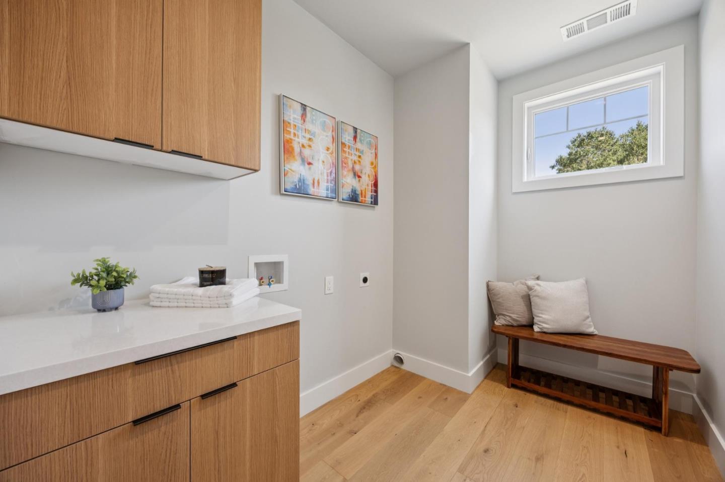 Detail Gallery Image 36 of 42 For 1500 Paradise Ct, San Jose,  CA 95124 - 4 Beds | 2/1 Baths