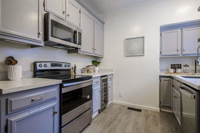 Detail Gallery Image 11 of 23 For 26 W 4th Ave #1,  San Mateo,  CA 94402 - 2 Beds | 2 Baths