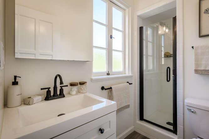 Detail Gallery Image 15 of 23 For 26 W 4th Ave #1,  San Mateo,  CA 94402 - 2 Beds | 2 Baths