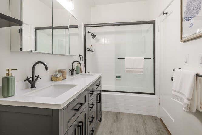 Detail Gallery Image 19 of 23 For 26 W 4th Ave #1,  San Mateo,  CA 94402 - 2 Beds | 2 Baths
