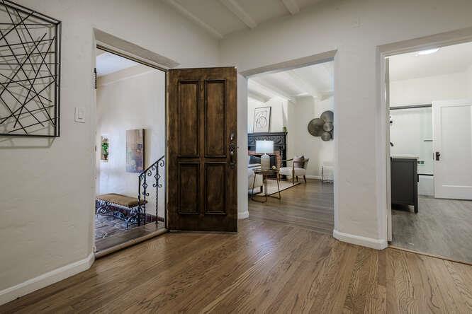 Detail Gallery Image 5 of 23 For 26 W 4th Ave #1,  San Mateo,  CA 94402 - 2 Beds | 2 Baths