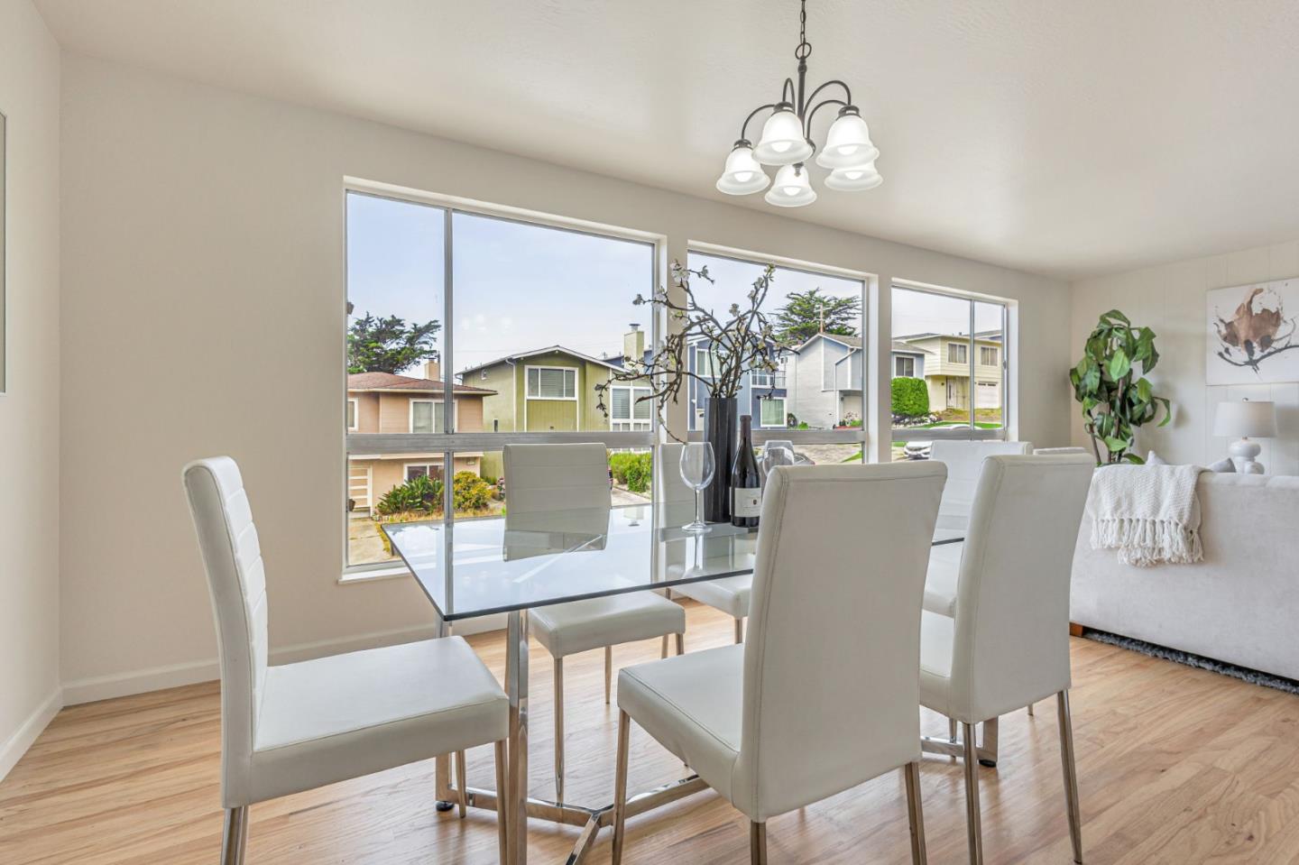 Detail Gallery Image 13 of 56 For 157 Longview Dr, Daly City,  CA 94015 - 4 Beds | 3 Baths