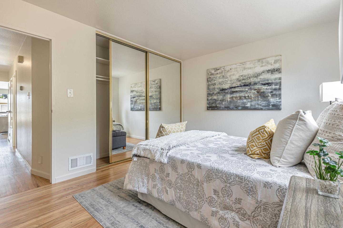 Detail Gallery Image 20 of 56 For 157 Longview Dr, Daly City,  CA 94015 - 4 Beds | 3 Baths