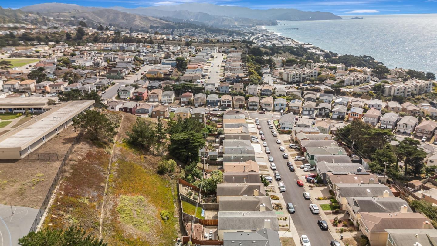 Detail Gallery Image 3 of 56 For 157 Longview Dr, Daly City,  CA 94015 - 4 Beds | 3 Baths