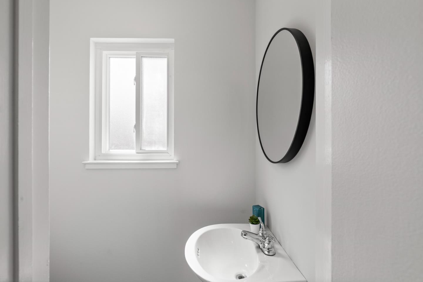 Detail Gallery Image 21 of 51 For 5138 El Roble Ct, San Jose,  CA 95118 - 4 Beds | 2/1 Baths