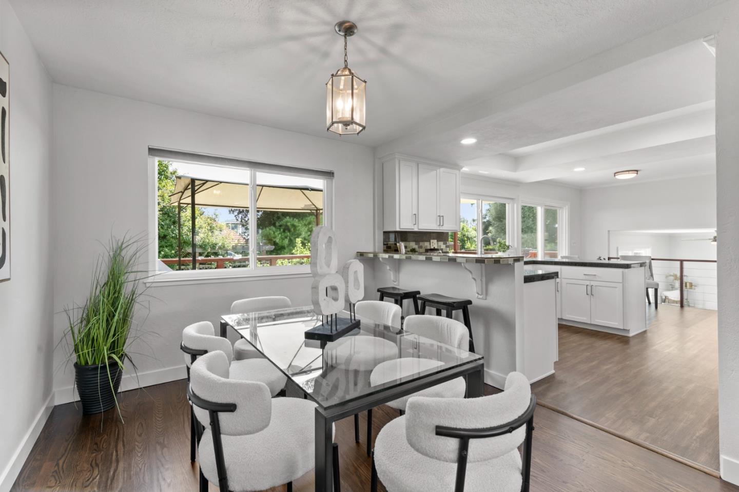Detail Gallery Image 8 of 51 For 5138 El Roble Ct, San Jose,  CA 95118 - 4 Beds | 2/1 Baths