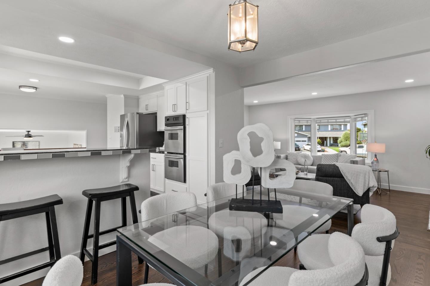 Detail Gallery Image 9 of 51 For 5138 El Roble Ct, San Jose,  CA 95118 - 4 Beds | 2/1 Baths