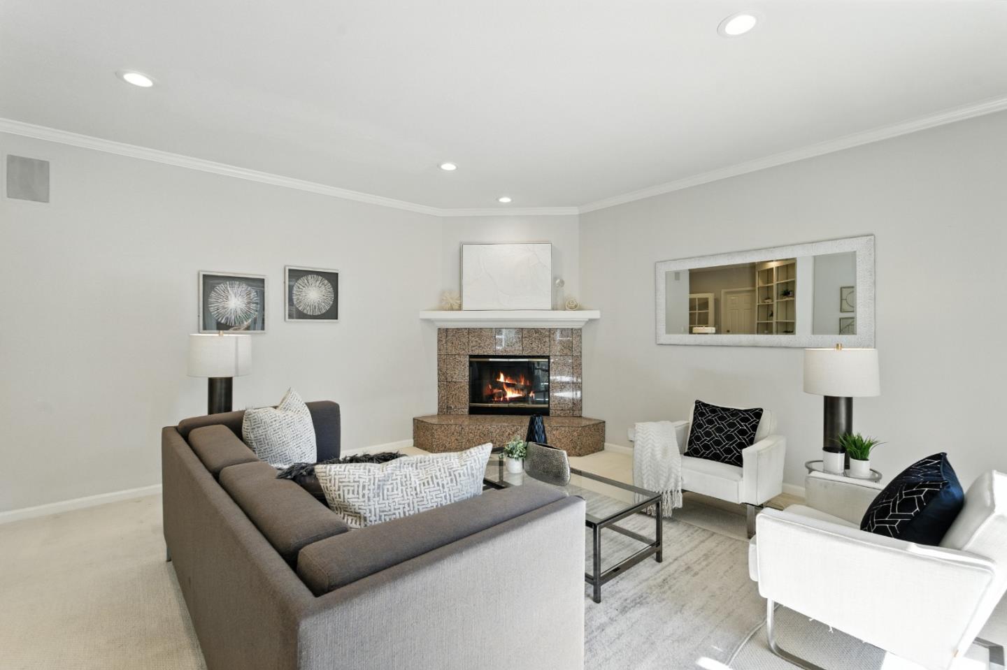 Detail Gallery Image 11 of 54 For 3711 Hamilton Way, Redwood City,  CA 94062 - 4 Beds | 3 Baths