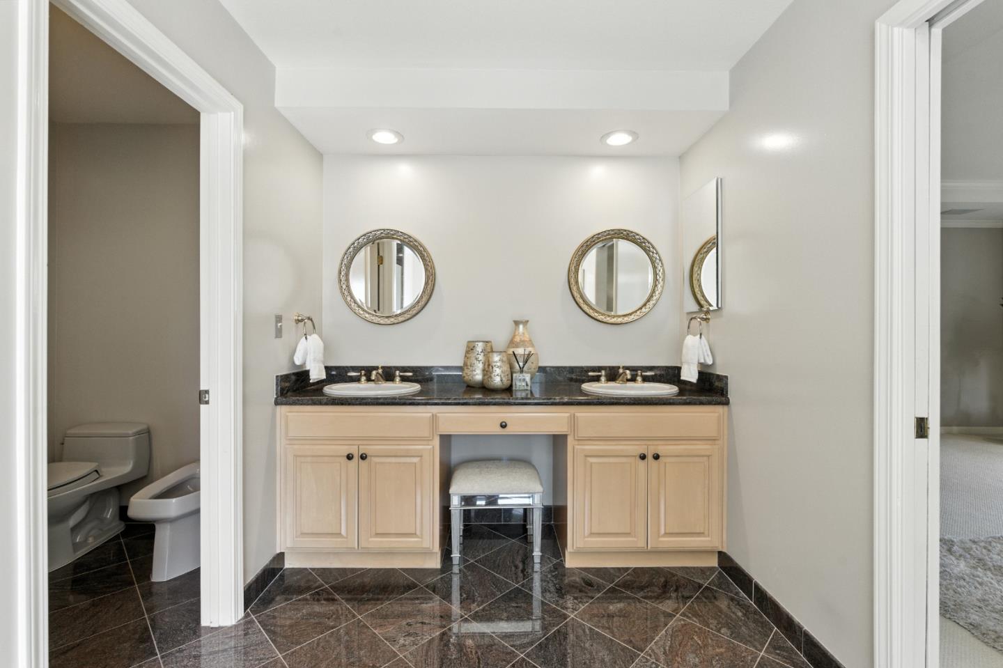 Detail Gallery Image 25 of 54 For 3711 Hamilton Way, Redwood City,  CA 94062 - 4 Beds | 3 Baths