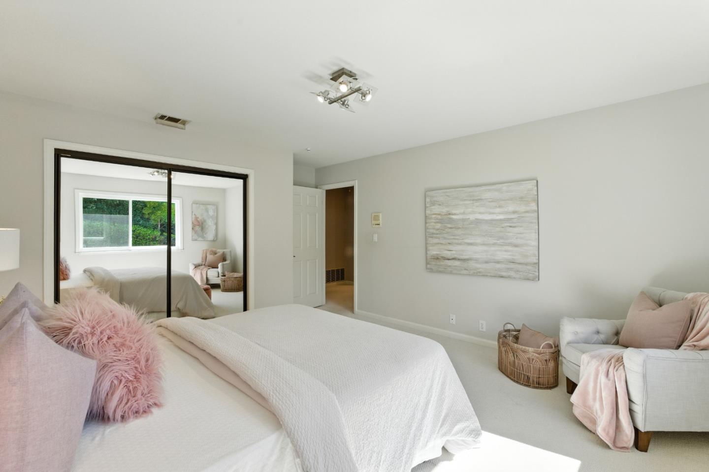 Detail Gallery Image 29 of 54 For 3711 Hamilton Way, Redwood City,  CA 94062 - 4 Beds | 3 Baths