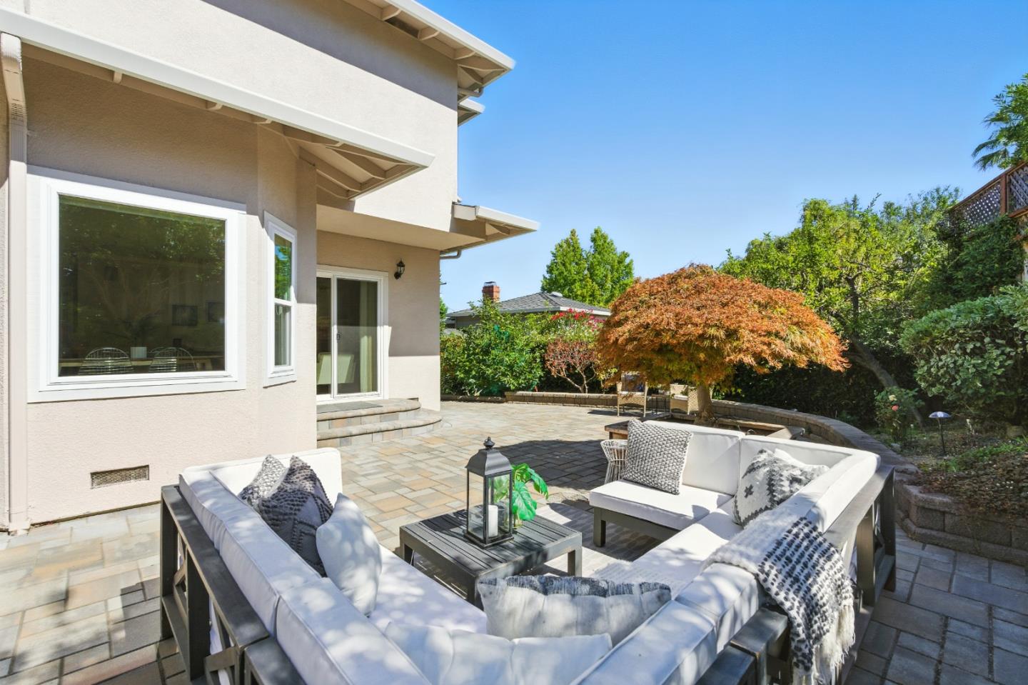 Detail Gallery Image 40 of 54 For 3711 Hamilton Way, Redwood City,  CA 94062 - 4 Beds | 3 Baths