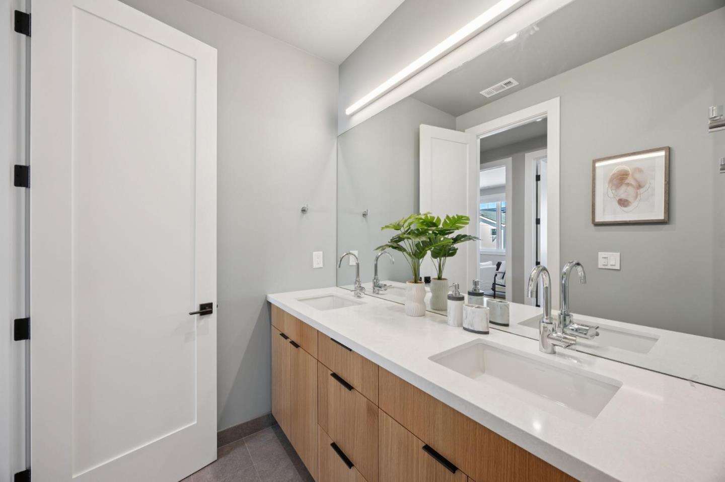 Detail Gallery Image 33 of 42 For 1501 Paradise Ct, San Jose,  CA 95124 - 4 Beds | 2/1 Baths