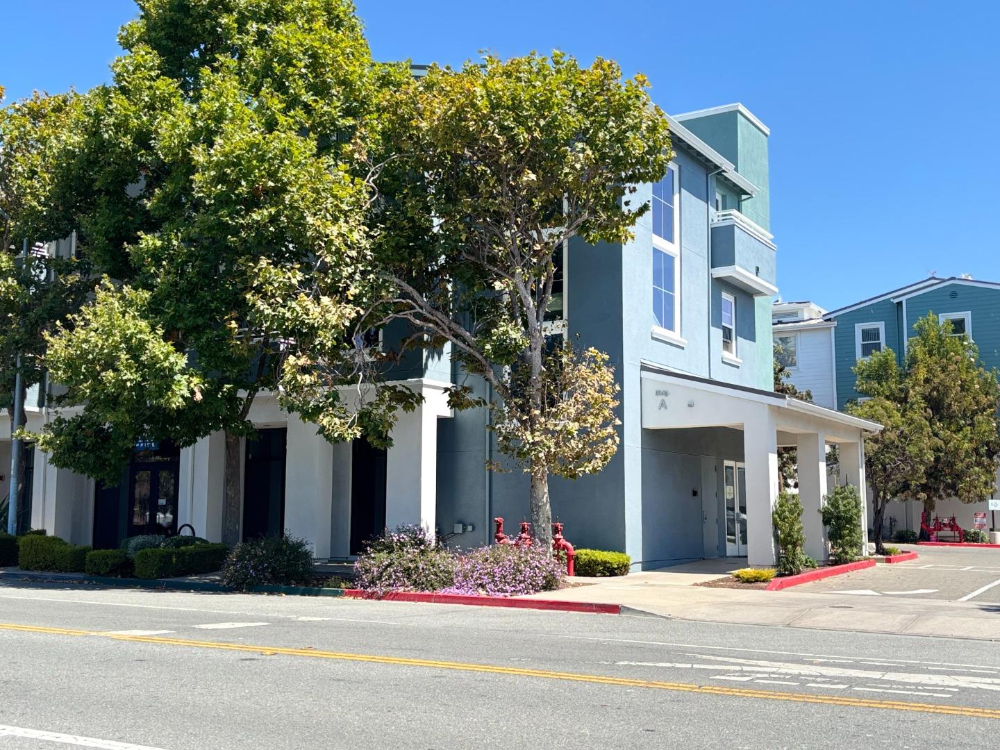 Detail Gallery Image 1 of 35 For 1066 41st Ave #A202,  Capitola,  CA 95010 - 1 Beds | 1 Baths