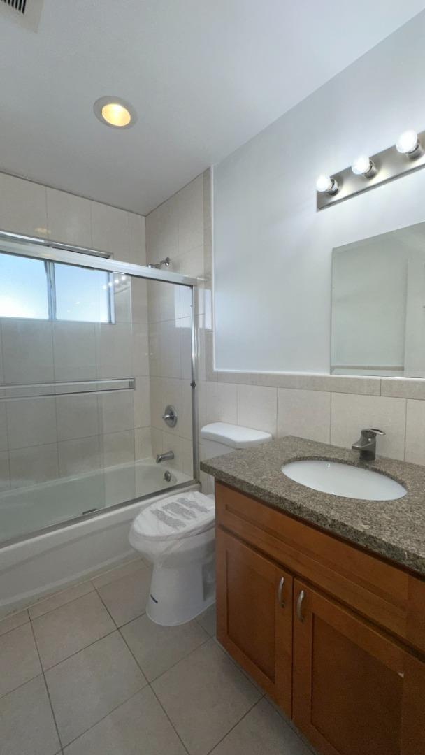 Detail Gallery Image 11 of 12 For 524 Sanders Ave, San Jose,  CA 95116 - 3 Beds | 2 Baths