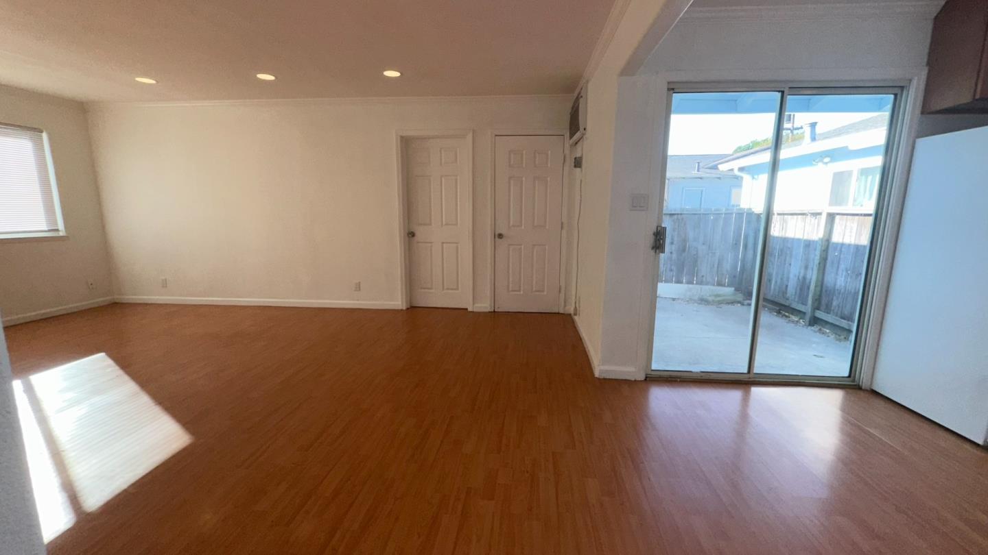 Detail Gallery Image 2 of 12 For 524 Sanders Ave, San Jose,  CA 95116 - 3 Beds | 2 Baths