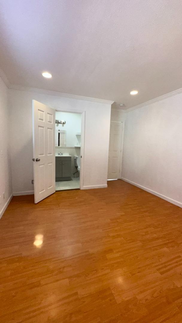 Detail Gallery Image 6 of 12 For 524 Sanders Ave, San Jose,  CA 95116 - 3 Beds | 2 Baths