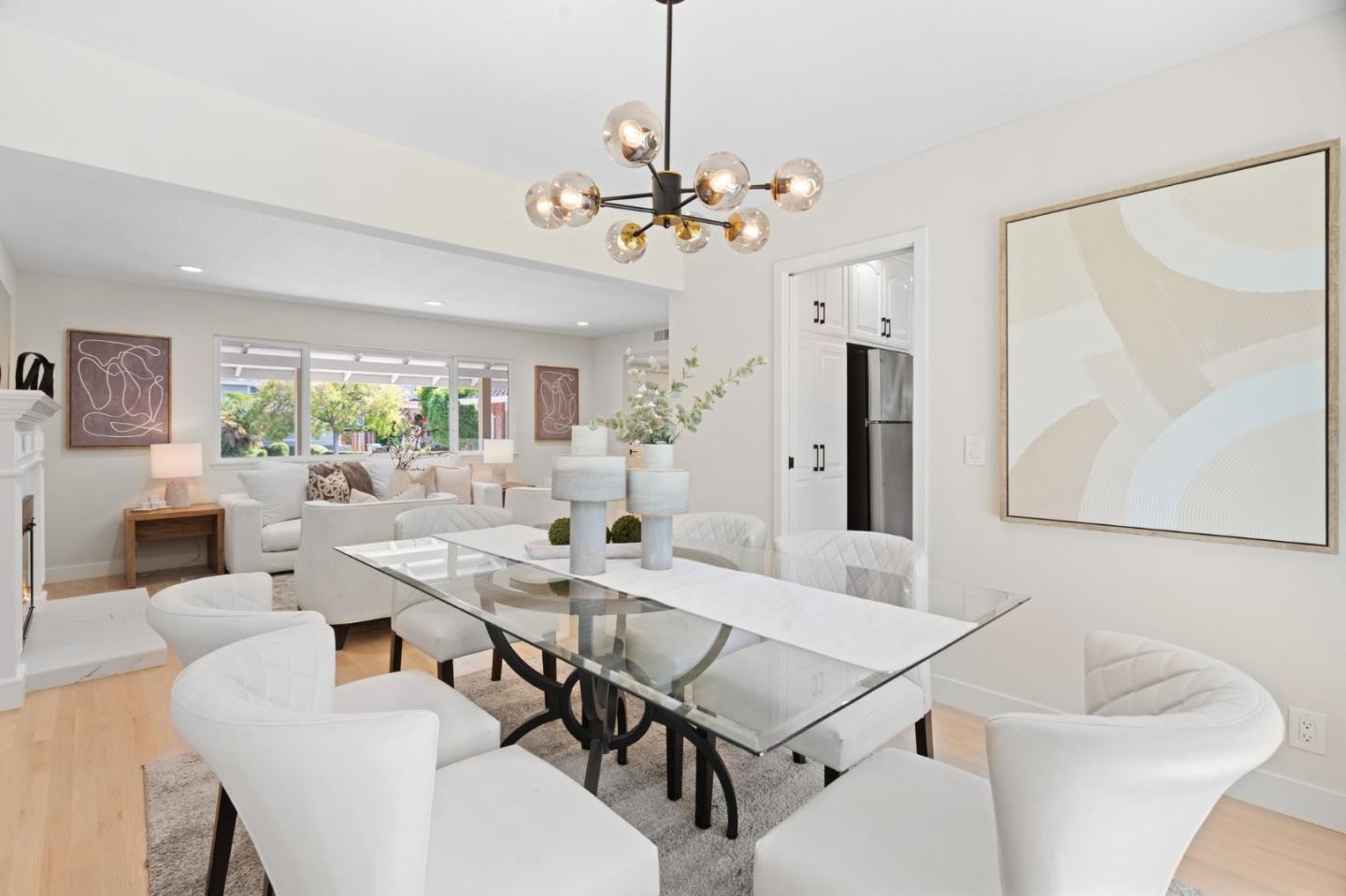 Detail Gallery Image 12 of 43 For 1049 Bigoak Ct, San Jose,  CA 95129 - 5 Beds | 2/1 Baths