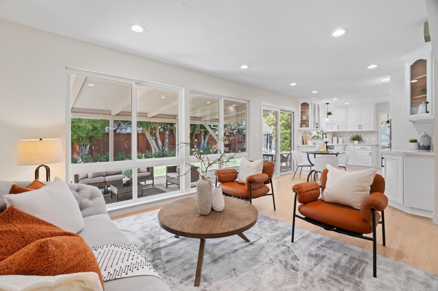 Detail Gallery Image 18 of 43 For 1049 Bigoak Ct, San Jose,  CA 95129 - 5 Beds | 2/1 Baths