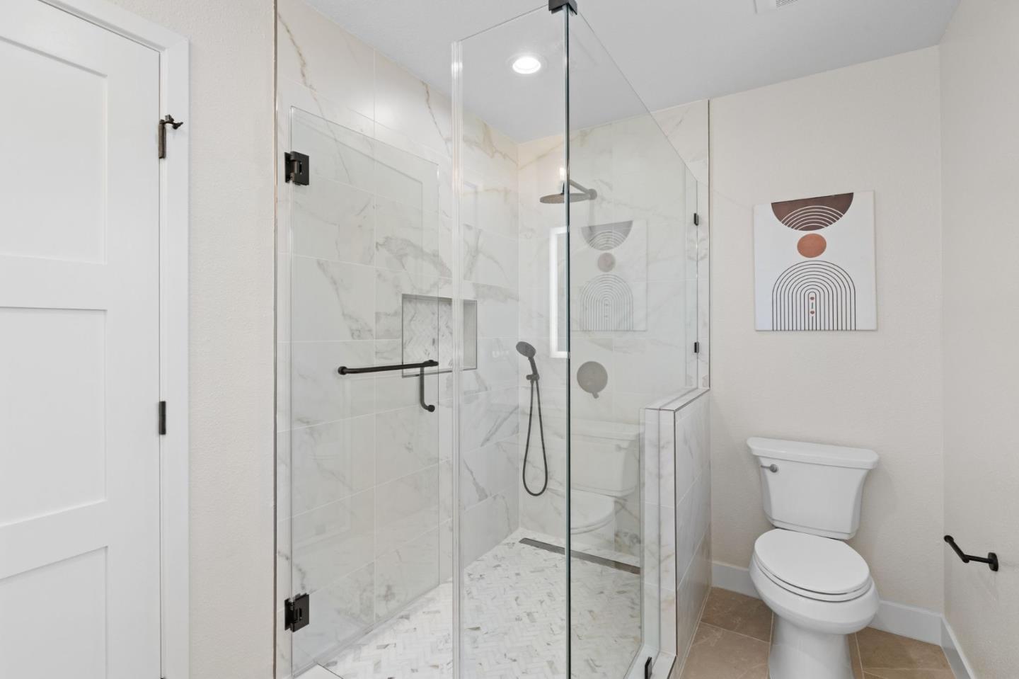 Detail Gallery Image 24 of 43 For 1049 Bigoak Ct, San Jose,  CA 95129 - 5 Beds | 2/1 Baths