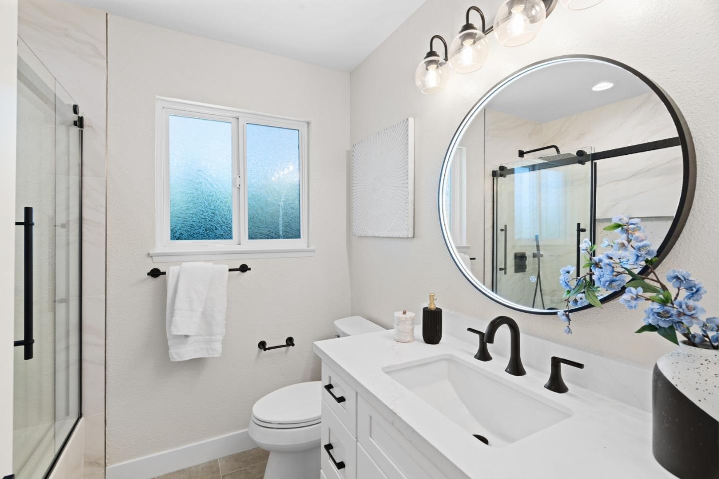 Detail Gallery Image 31 of 43 For 1049 Bigoak Ct, San Jose,  CA 95129 - 5 Beds | 2/1 Baths