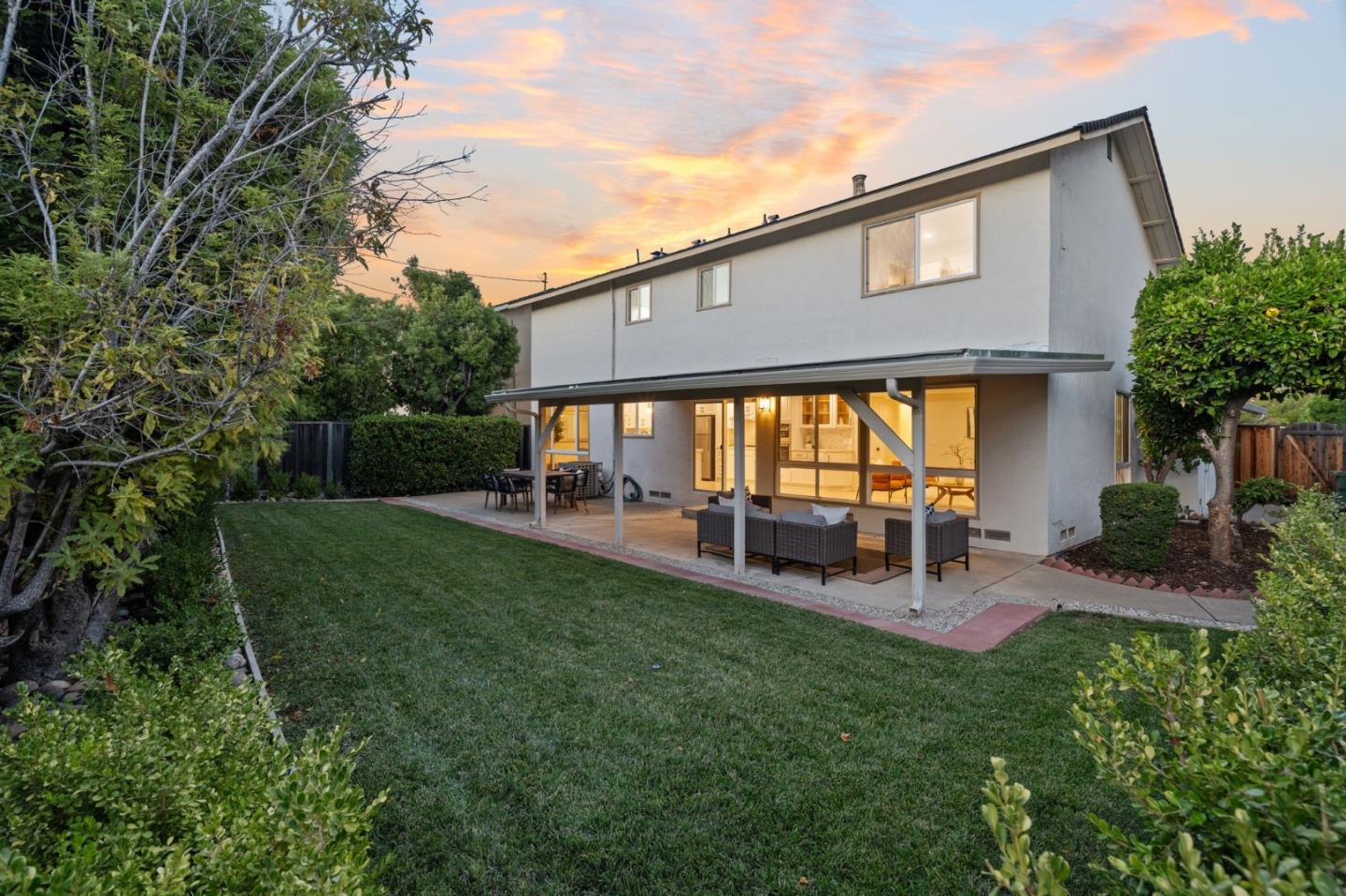 Detail Gallery Image 39 of 43 For 1049 Bigoak Ct, San Jose,  CA 95129 - 5 Beds | 2/1 Baths