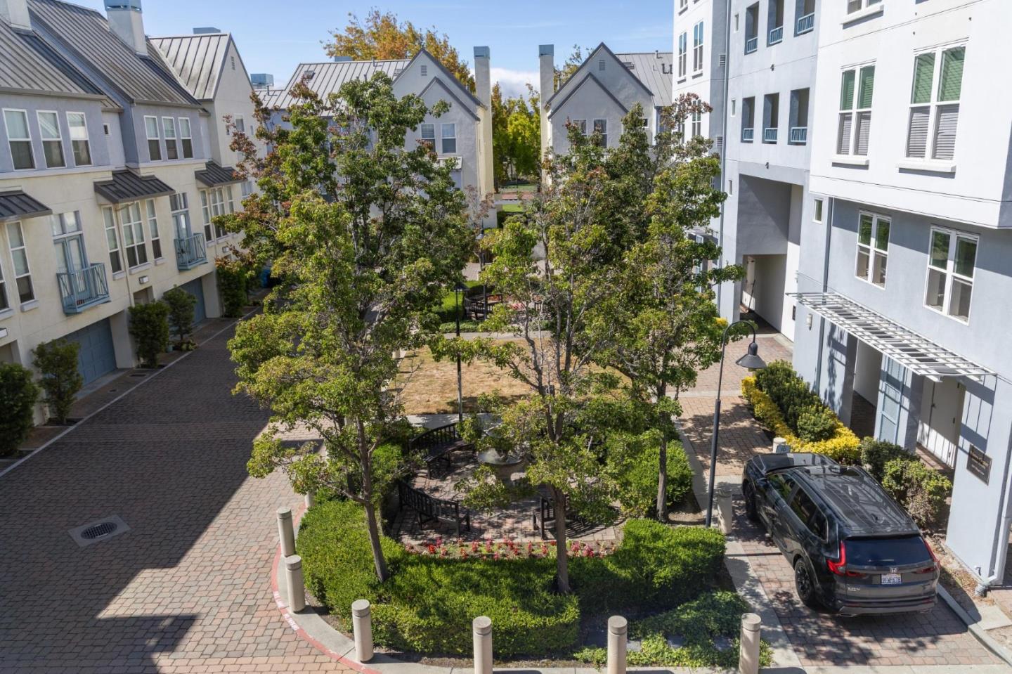 Detail Gallery Image 36 of 58 For 206 Village Ln, Foster City,  CA 94404 - 2 Beds | 3 Baths