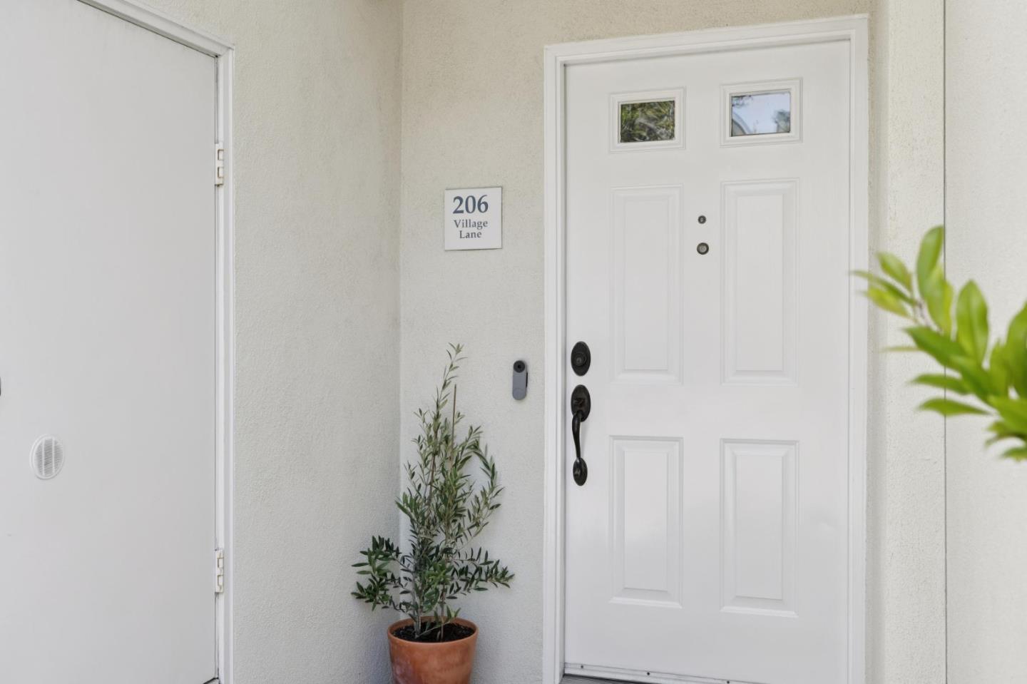Detail Gallery Image 47 of 58 For 206 Village Ln, Foster City,  CA 94404 - 2 Beds | 3 Baths