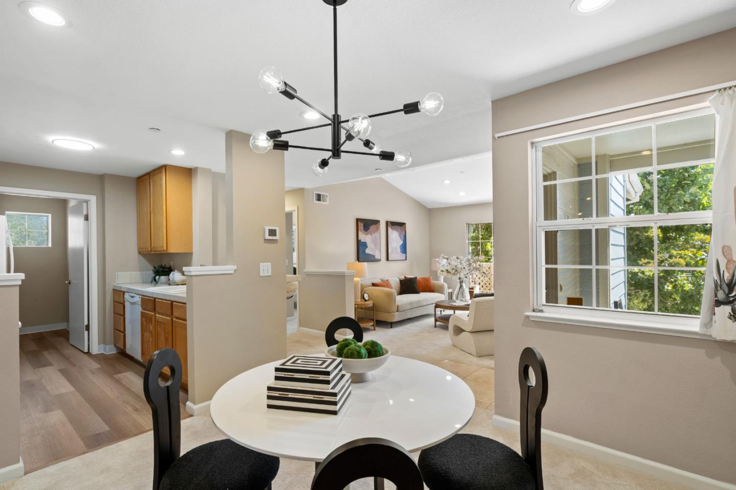 Detail Gallery Image 9 of 49 For 614 Arcadia Ter #301,  Sunnyvale,  CA 94085 - 2 Beds | 2 Baths