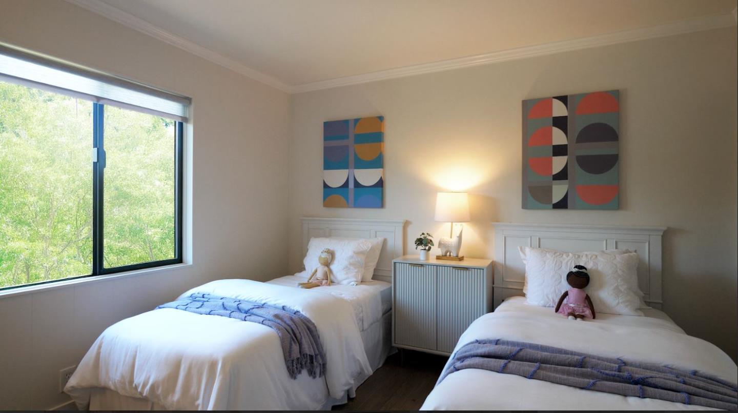 Detail Gallery Image 16 of 24 For 3530 Altamont Way, Redwood City,  CA 94062 - 3 Beds | 2 Baths