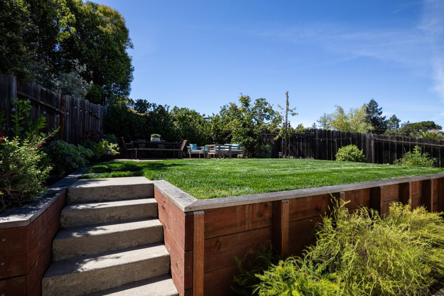 Detail Gallery Image 18 of 24 For 3530 Altamont Way, Redwood City,  CA 94062 - 3 Beds | 2 Baths