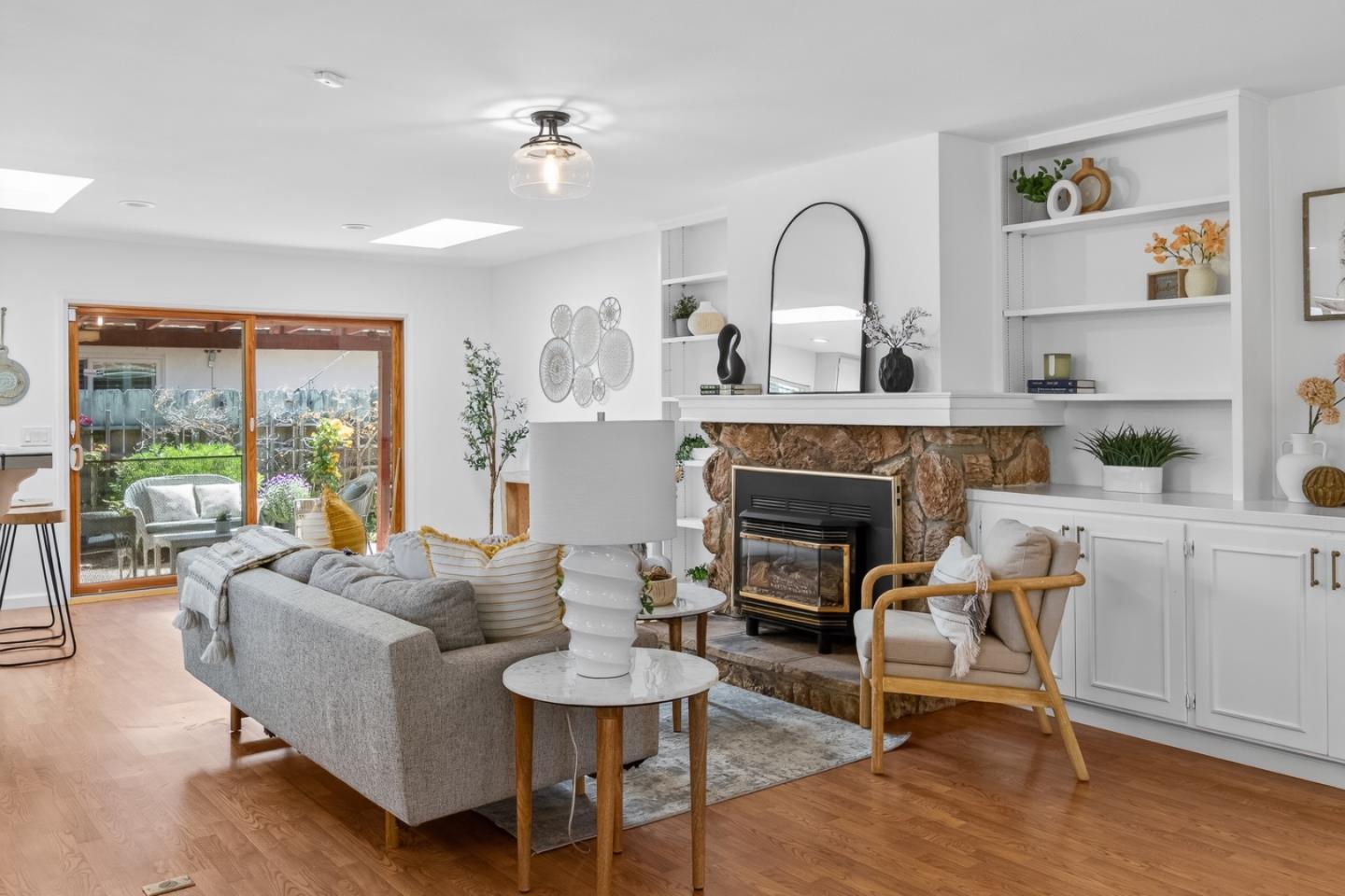 Detail Gallery Image 20 of 55 For 1101 Greenwood Pl, Salinas,  CA 93901 - 3 Beds | 2 Baths