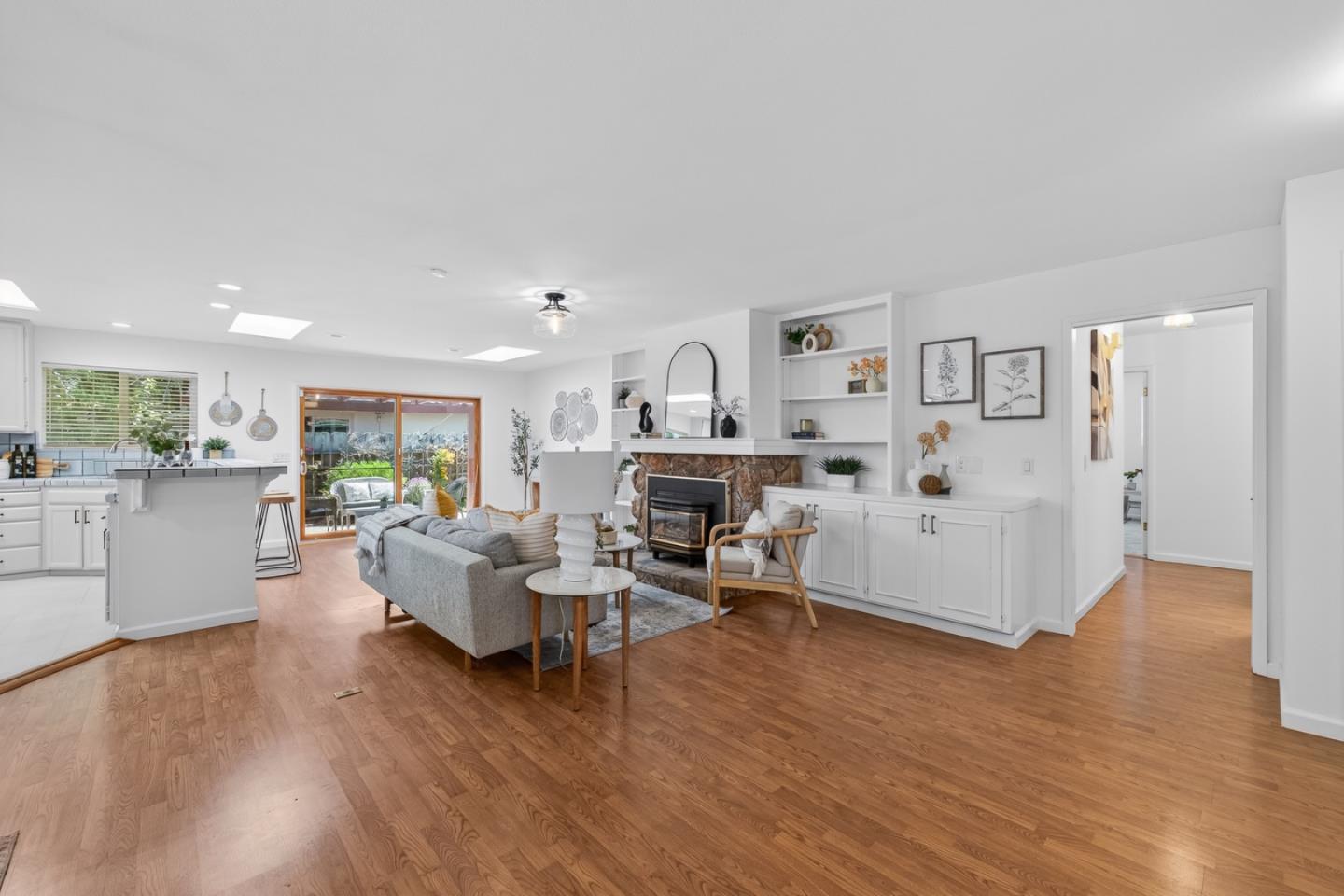 Detail Gallery Image 21 of 55 For 1101 Greenwood Pl, Salinas,  CA 93901 - 3 Beds | 2 Baths