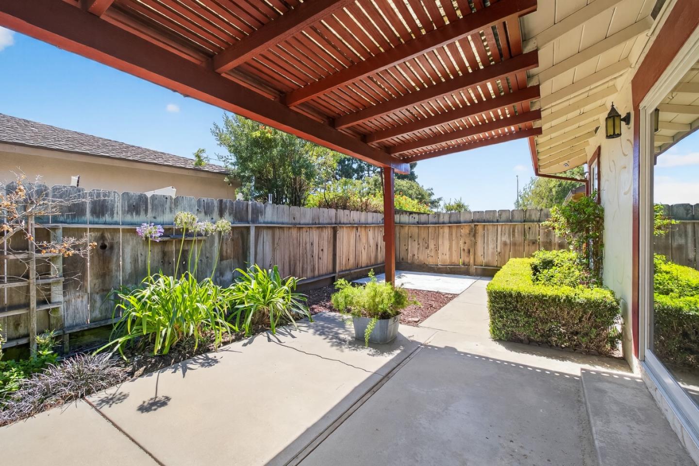 Detail Gallery Image 42 of 55 For 1101 Greenwood Pl, Salinas,  CA 93901 - 3 Beds | 2 Baths