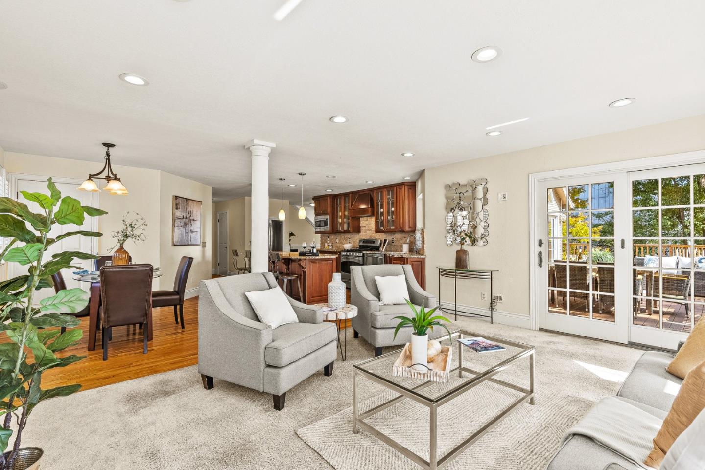 Detail Gallery Image 12 of 29 For 173 Oak Creek Blvd, Scotts Valley,  CA 95066 - 5 Beds | 4/1 Baths