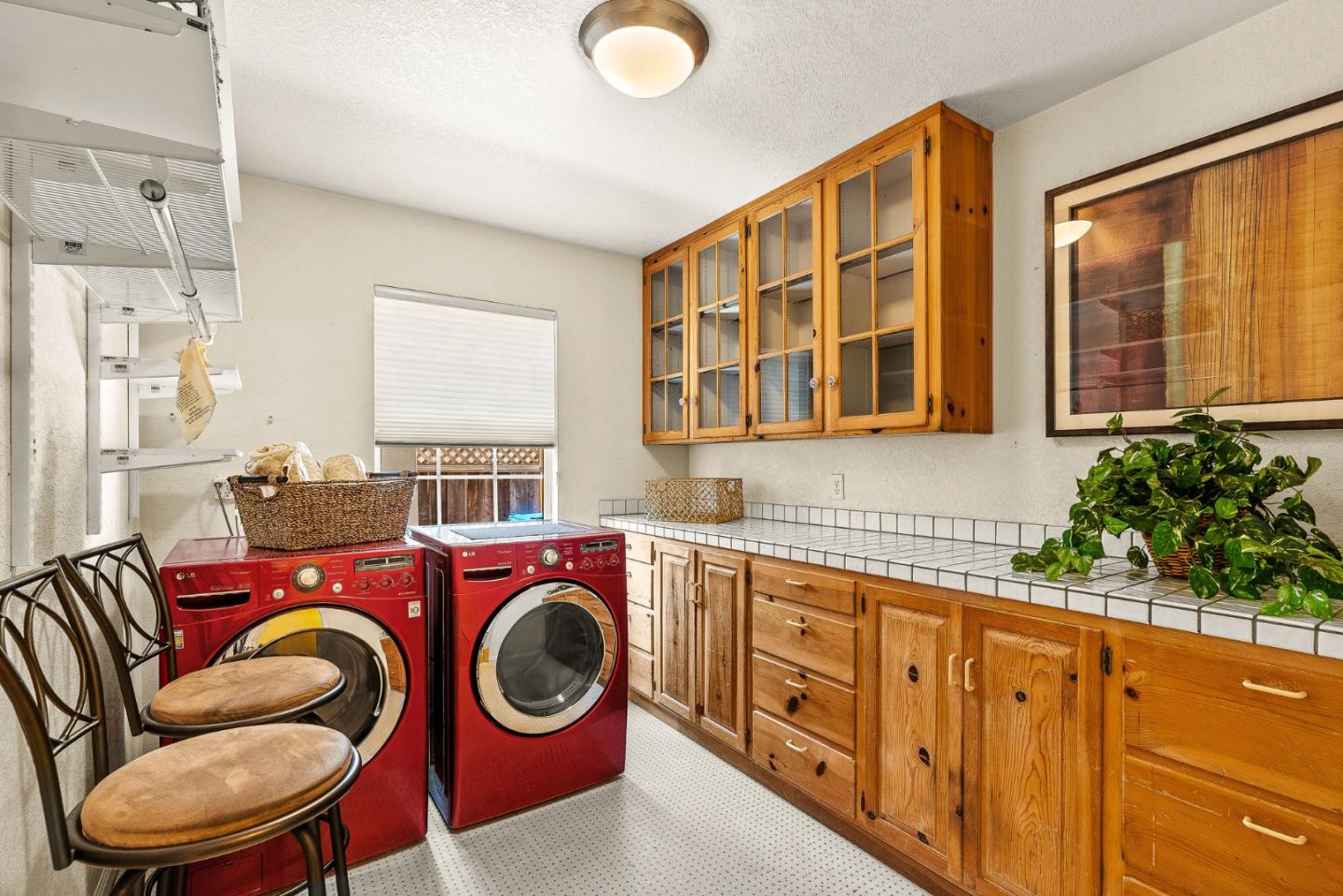 Detail Gallery Image 13 of 29 For 173 Oak Creek Blvd, Scotts Valley,  CA 95066 - 5 Beds | 4/1 Baths