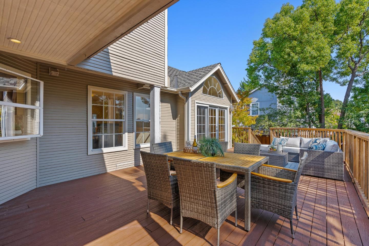 Detail Gallery Image 23 of 29 For 173 Oak Creek Blvd, Scotts Valley,  CA 95066 - 5 Beds | 4/1 Baths