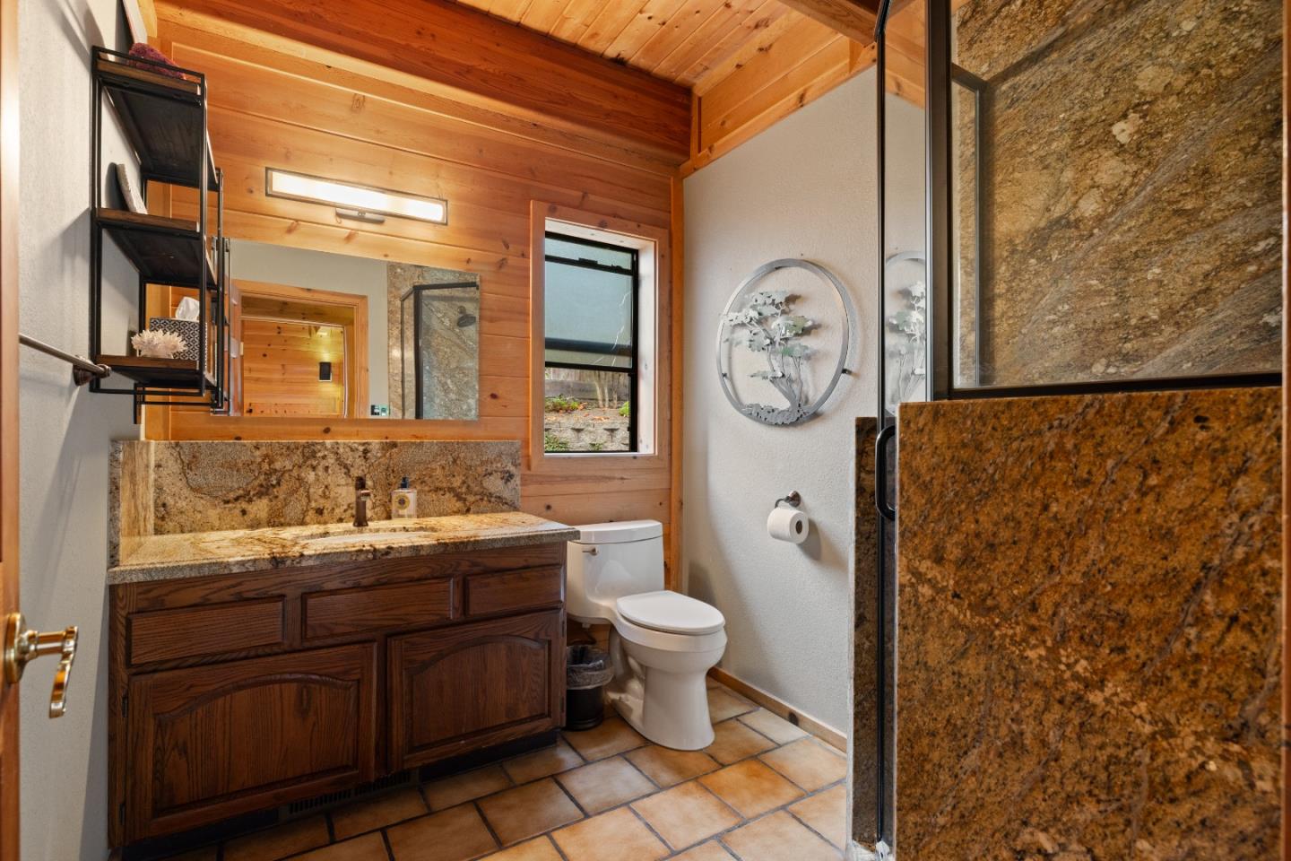 Detail Gallery Image 19 of 37 For 450 Sevilla Ave, El Granada,  CA 94018 - 3 Beds | 3 Baths