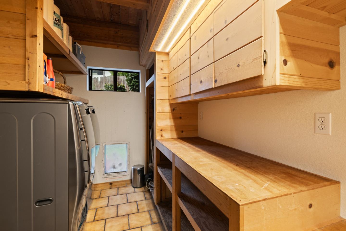 Detail Gallery Image 20 of 37 For 450 Sevilla Ave, El Granada,  CA 94018 - 3 Beds | 3 Baths