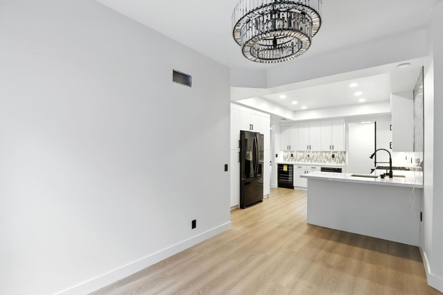 Detail Gallery Image 18 of 46 For 4728 Park Encino Ln #318,  Encino,  CA 91436 - 2 Beds | 2 Baths