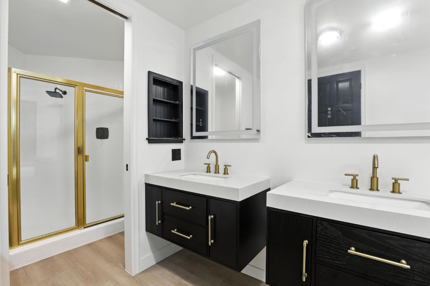 Detail Gallery Image 23 of 46 For 4728 Park Encino Ln #318,  Encino,  CA 91436 - 2 Beds | 2 Baths