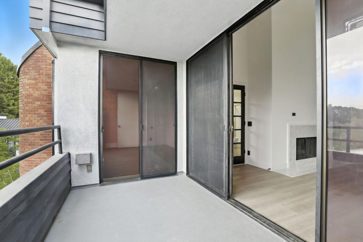 Detail Gallery Image 26 of 46 For 4728 Park Encino Ln #318,  Encino,  CA 91436 - 2 Beds | 2 Baths