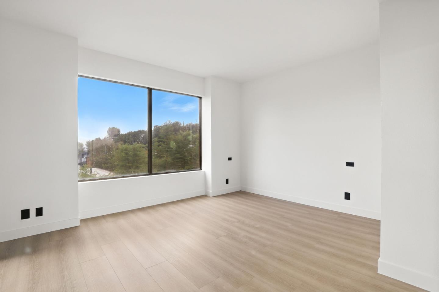 Detail Gallery Image 29 of 46 For 4728 Park Encino Ln #318,  Encino,  CA 91436 - 2 Beds | 2 Baths