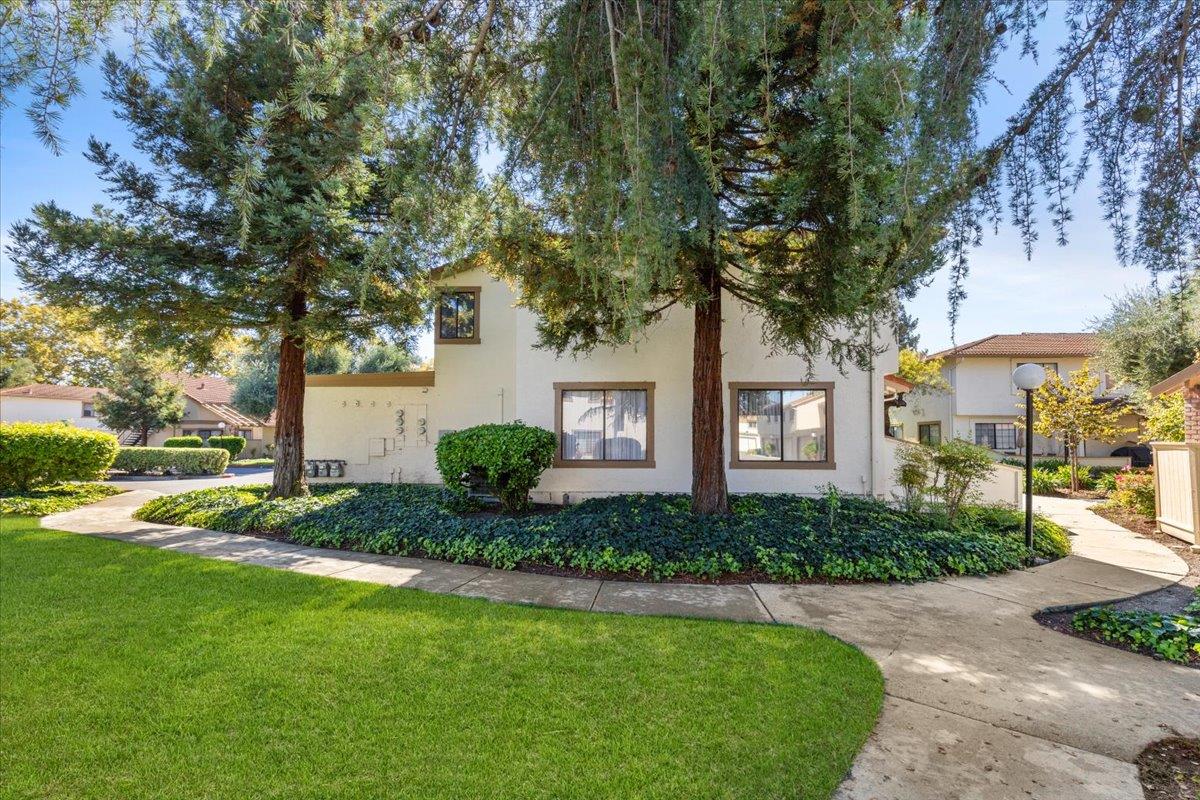 Detail Gallery Image 28 of 32 For 5439 Colony Green Dr, San Jose,  CA 95123 - 2 Beds | 2/1 Baths