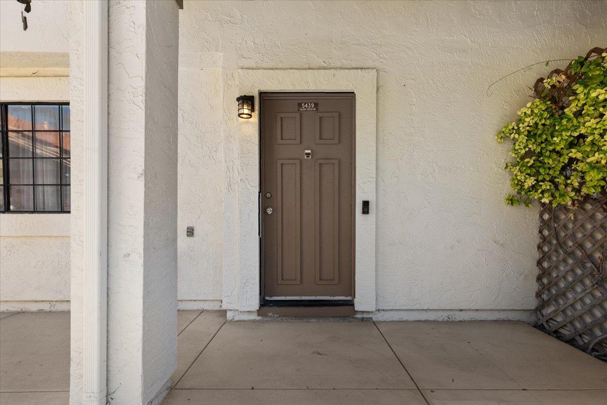 Detail Gallery Image 7 of 32 For 5439 Colony Green Dr, San Jose,  CA 95123 - 2 Beds | 2/1 Baths